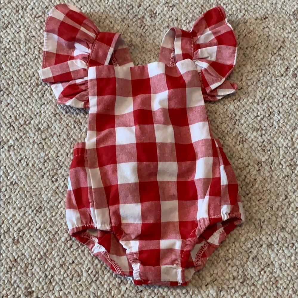 Adorable summer gingham outfit